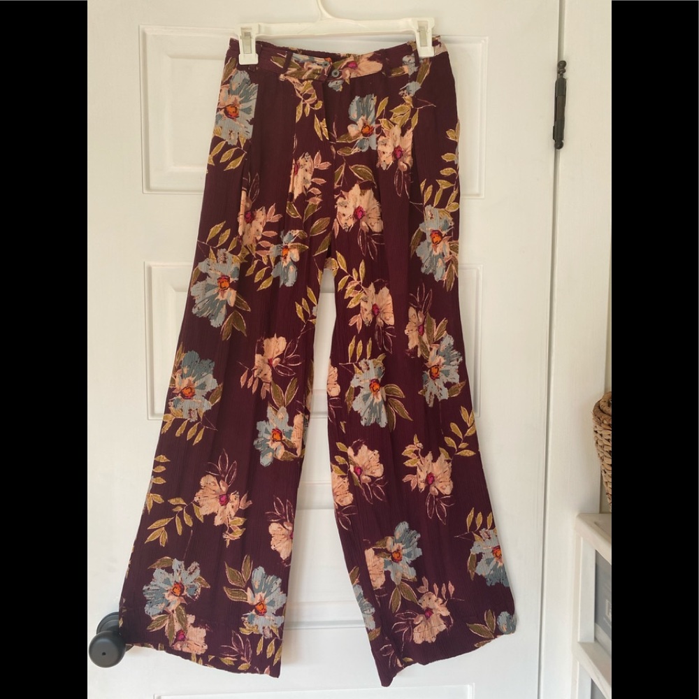 New Patrons of peace maroon floral flow soft rayon pants small